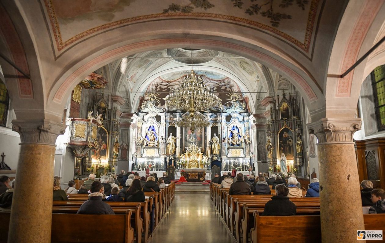 VRSNI DUO Orguljaš i trubač razveselili publiku u crkvi sv. Jakoba u Prelogu (1) VRSNI DUO Orguljaš i trubač razveselili publiku u crkvi sv. Jakoba u Prelogu (1)