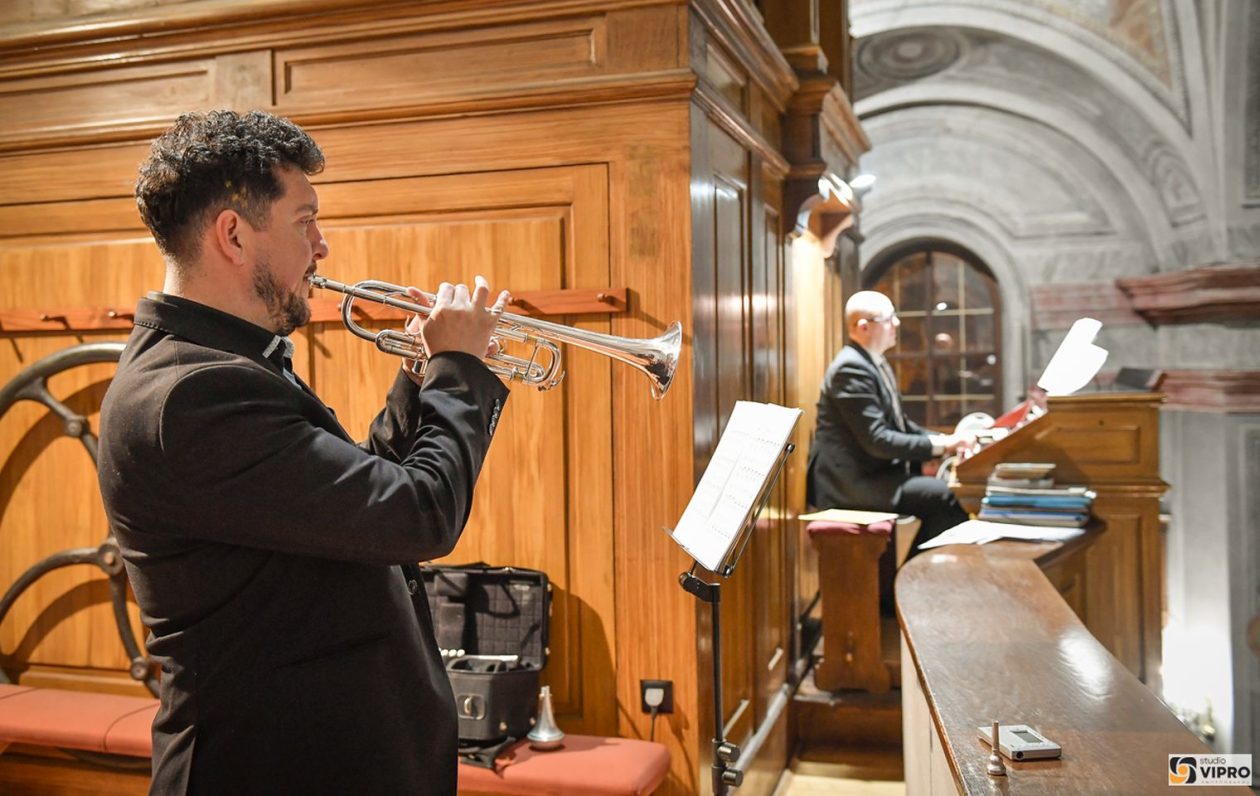 VRSNI DUO Orguljaš i trubač razveselili publiku u crkvi sv. Jakoba u Prelogu (2) VRSNI DUO Orguljaš i trubač razveselili publiku u crkvi sv. Jakoba u Prelogu (2)