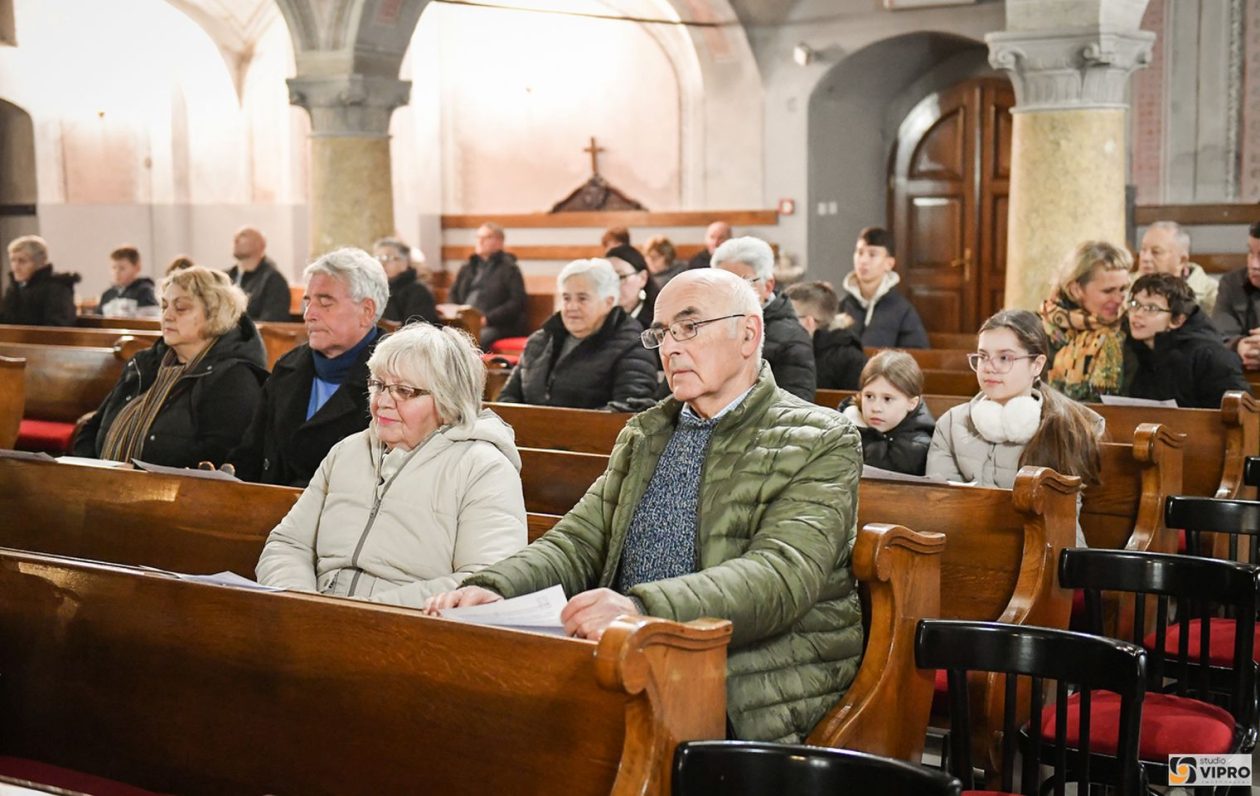 VRSNI DUO Orguljaš i trubač razveselili publiku u crkvi sv. Jakoba u Prelogu (9) VRSNI DUO Orguljaš i trubač razveselili publiku u crkvi sv. Jakoba u Prelogu (9)