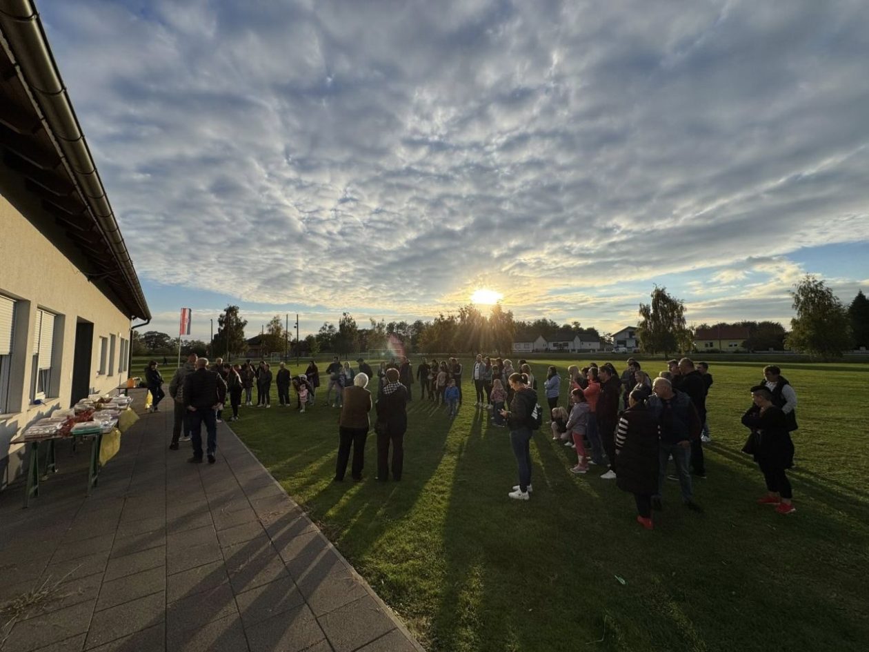 VRTIĆ PINOKIO Sivica obilježio mirise i okuse jeseni (2) VRTIĆ PINOKIO Sivica obilježio mirise i okuse jeseni (2)