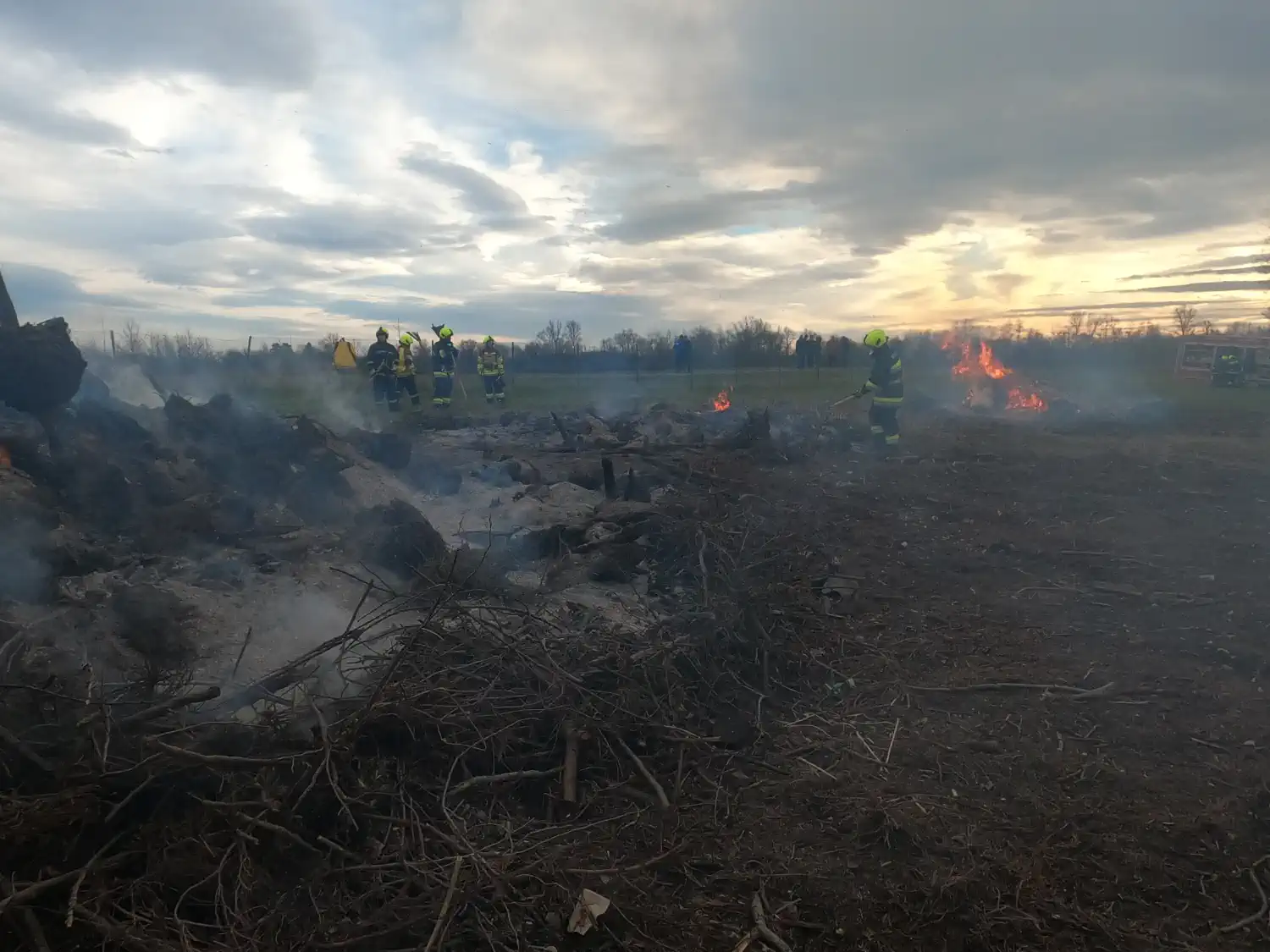 VZO OREHOVICA Dvostruka intervencija i uspješna vježba vatrogasaca u dva dana (14)