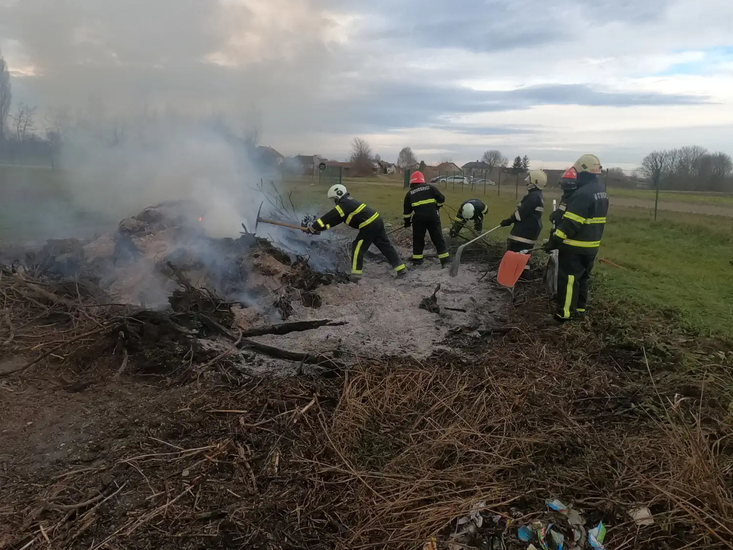 VZO OREHOVICA Dvostruka intervencija i uspješna vježba vatrogasaca u dva dana (5)