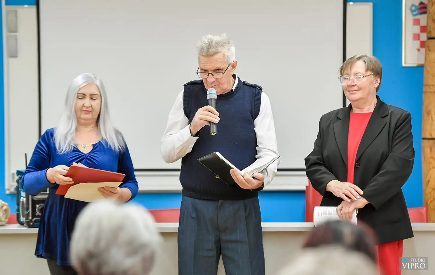 Valentinovo u Prelogu Stihovima i pjesmom proslavili ljubav (12) Valentinovo u Prelogu Stihovima i pjesmom proslavili ljubav (12)