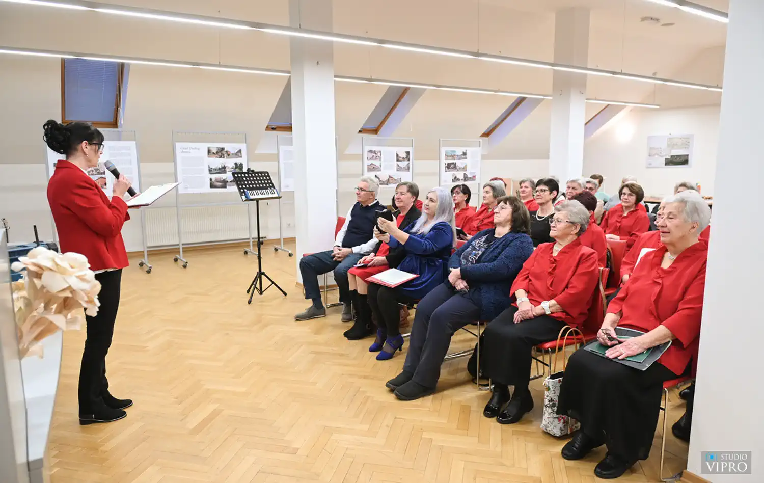 Valentinovo u Prelogu Stihovima i pjesmom proslavili ljubav (6) Valentinovo u Prelogu Stihovima i pjesmom proslavili ljubav (6)