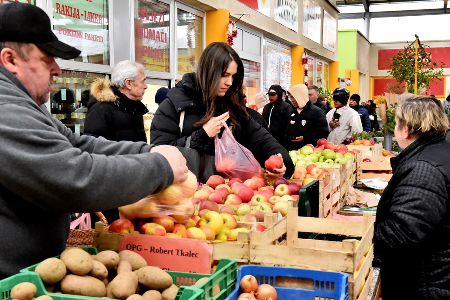 Varaždinski plac 20.12 (14)