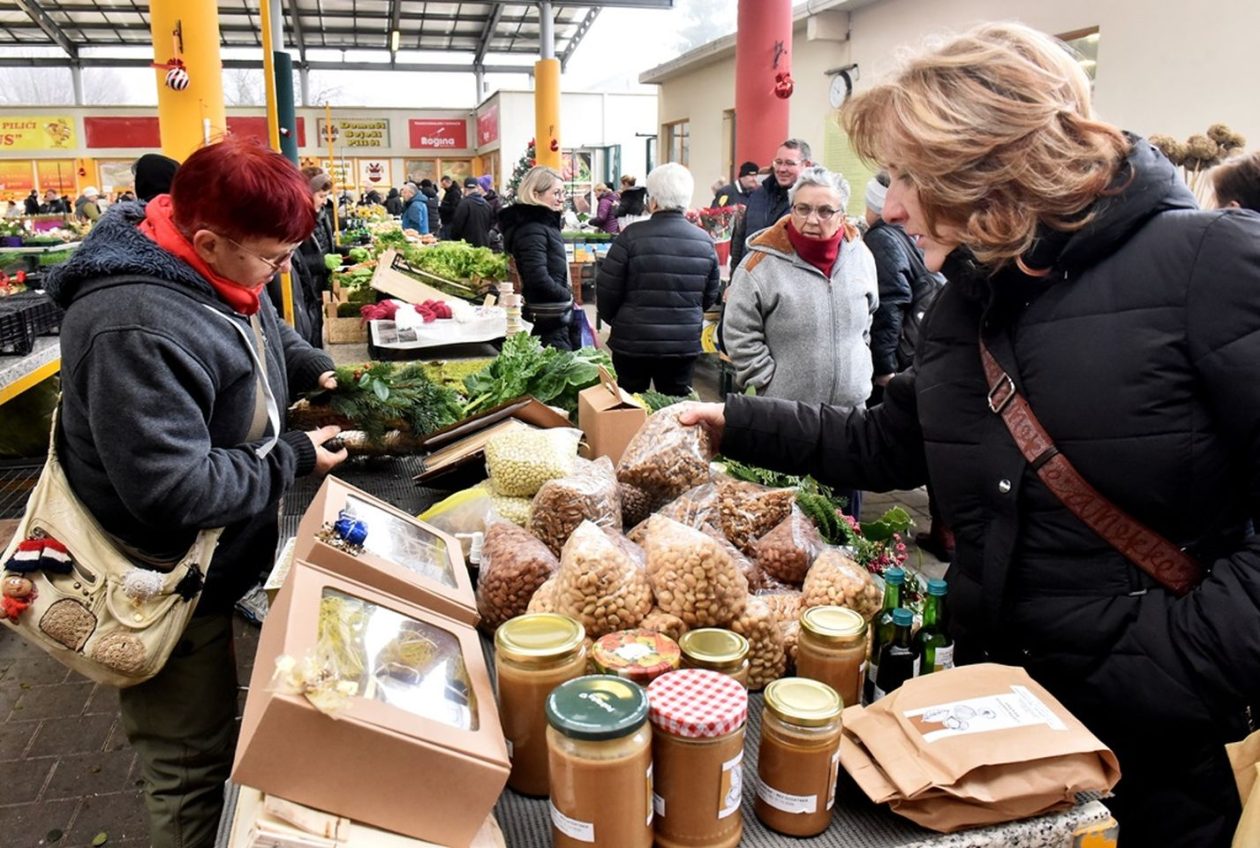 Varaždinski plac 20.12 (16)