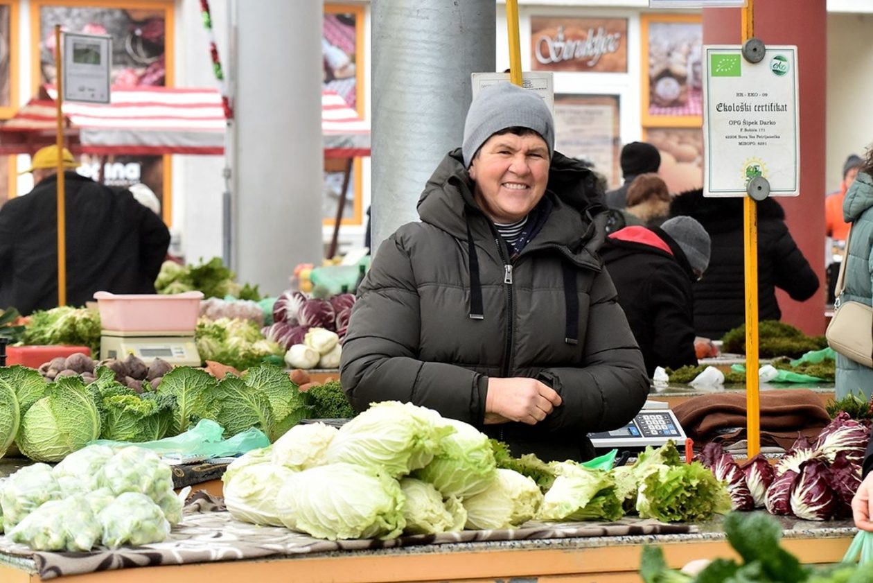Varaždinski plac 20.12 (2)