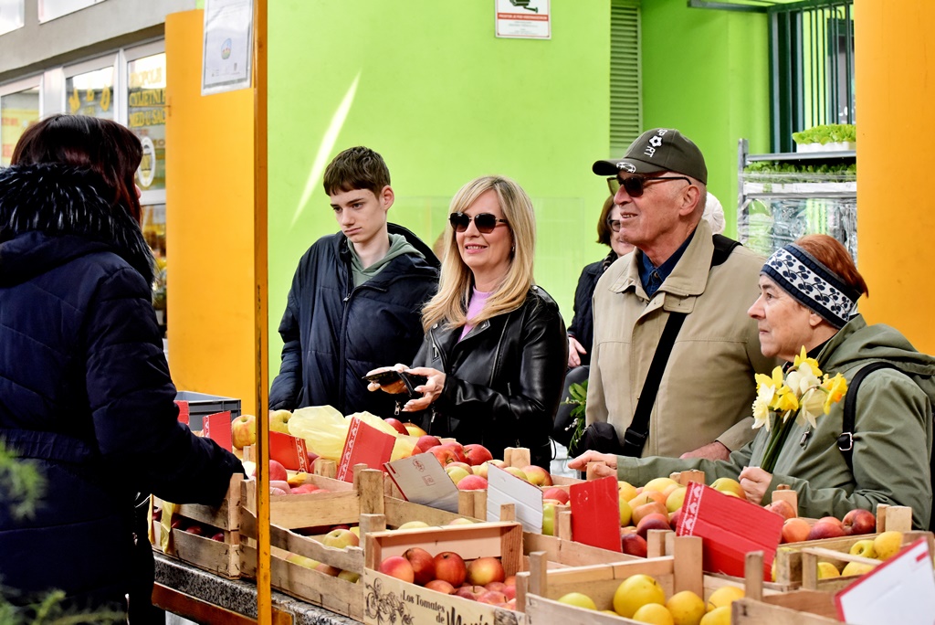 Varaždinski plac (5) Varaždinski plac (5)