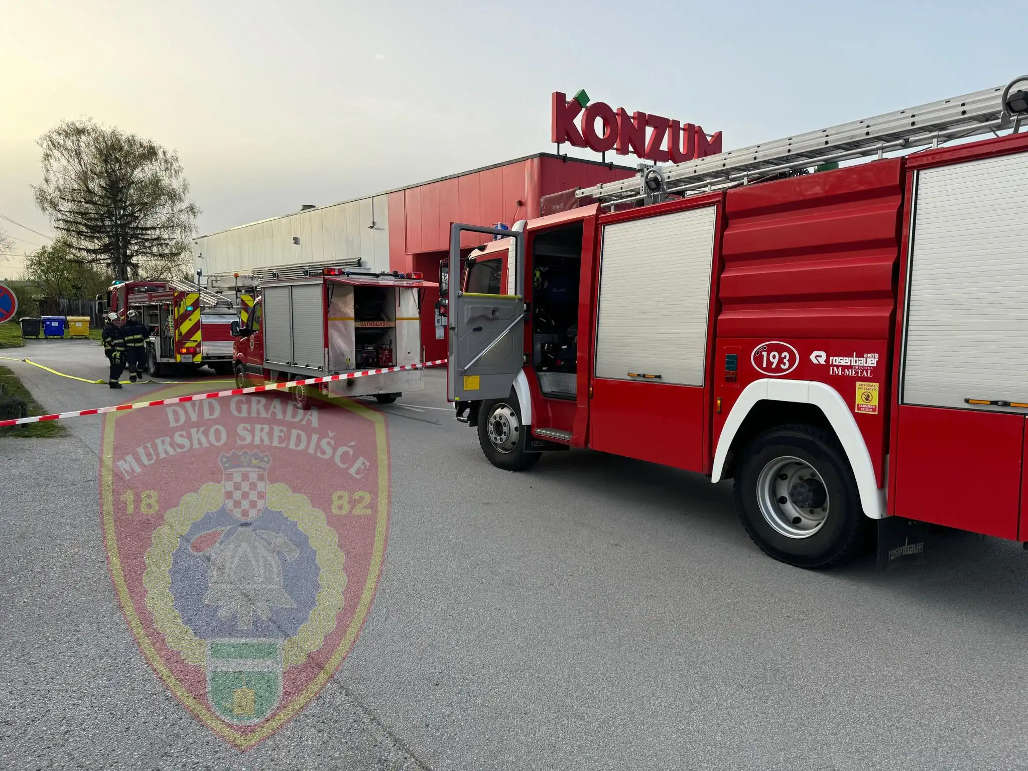 Vatrogasci DVD Mursko Središće dimila se strojarnica dućana (1)
