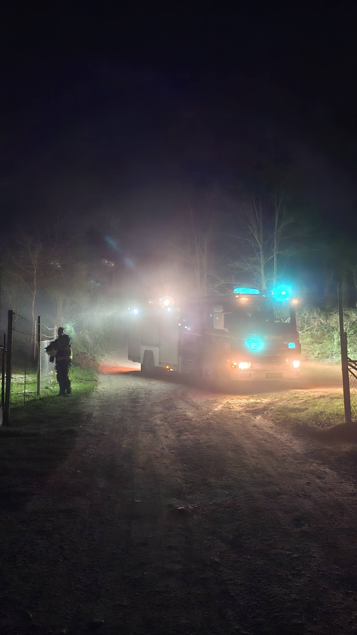 Vatrogasci Mursko Središće požar vatra vatrogasvi (4) Vatrogasci Mursko Središće požar vatra vatrogasvi (4)