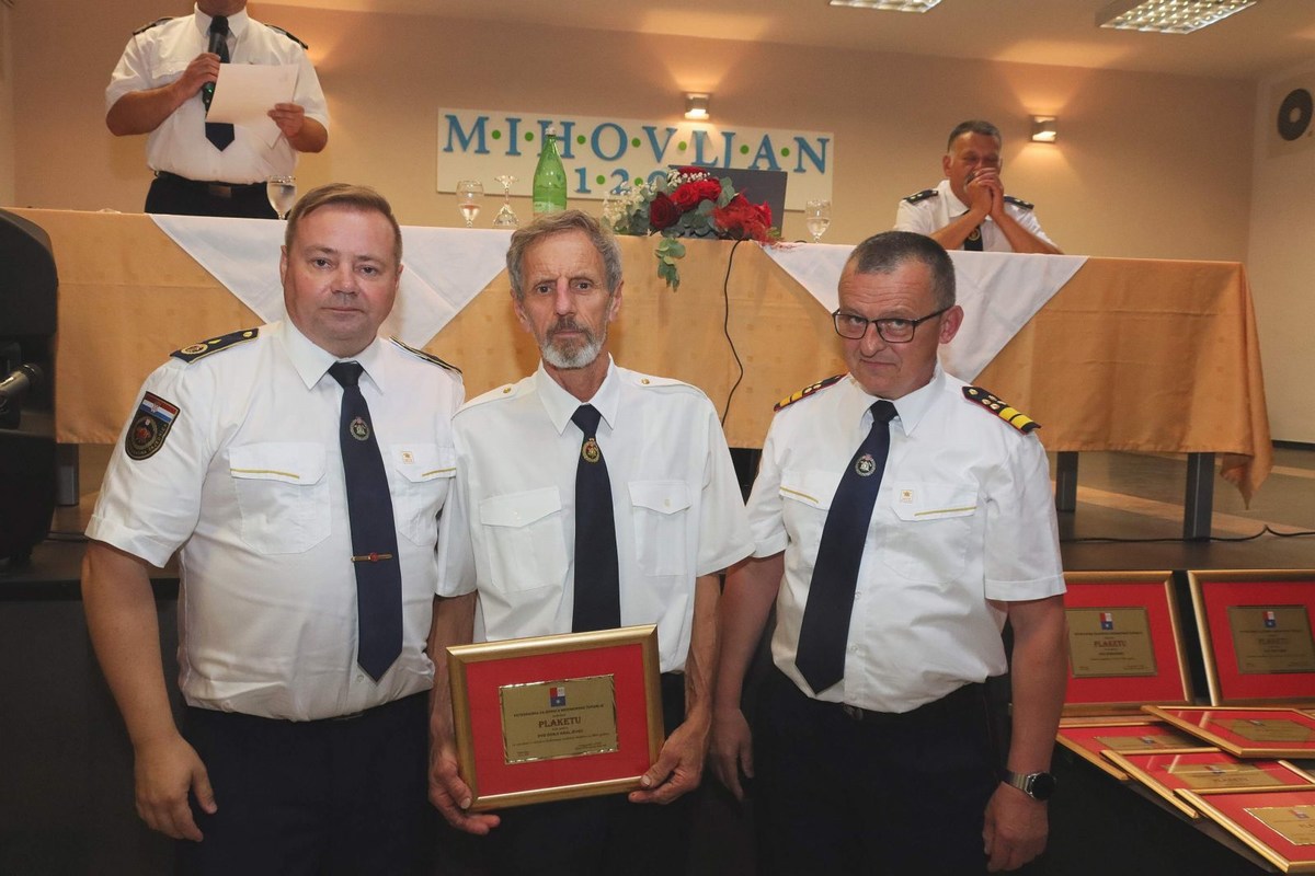 Vatrogasna zajednica Međimurske županije skupština 2025 (9) Vatrogasna zajednica Međimurske županije skupština 2025 (9)