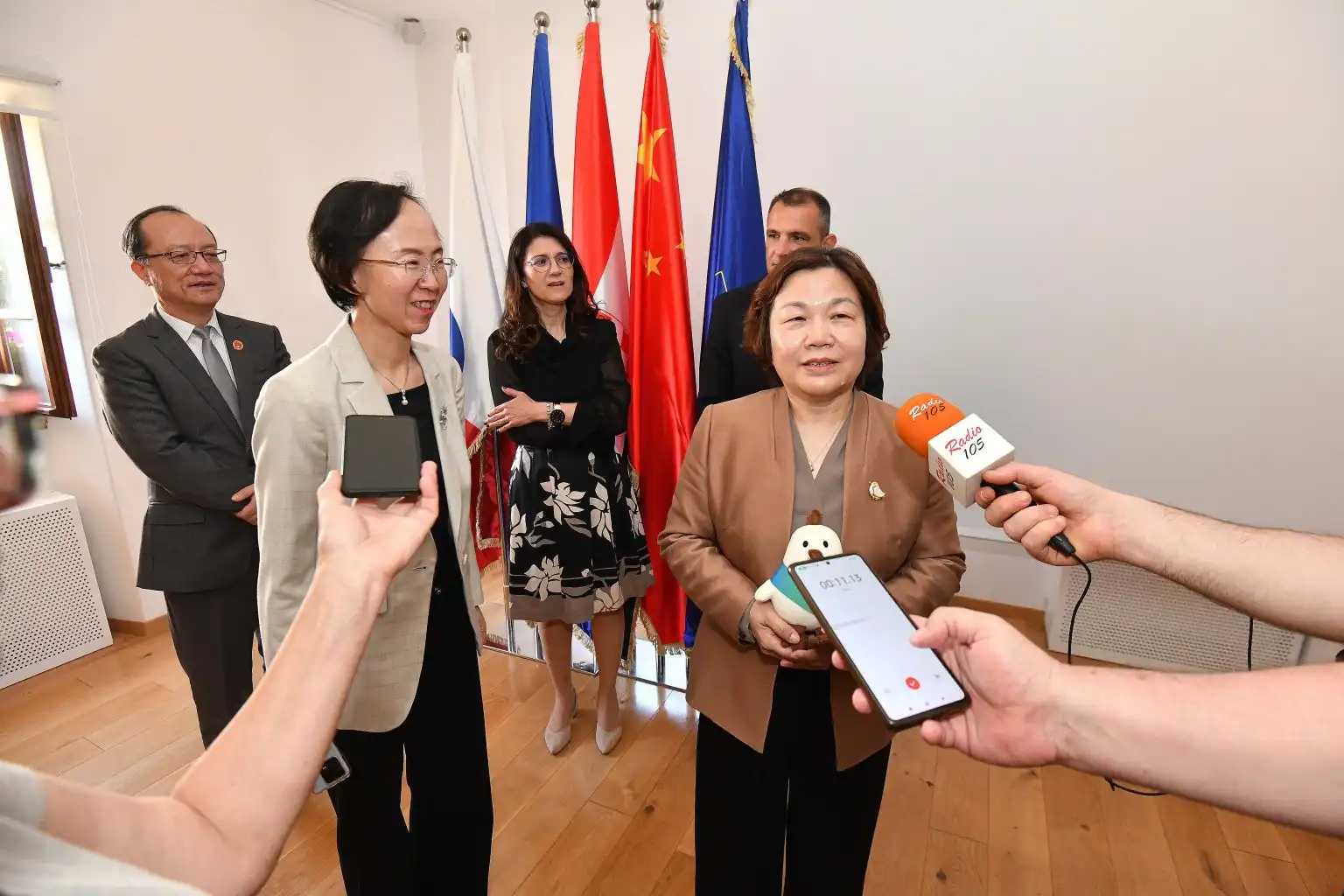 Veleposlanica Kine u Međimurju (2) Veleposlanica Kine u Međimurju (2)