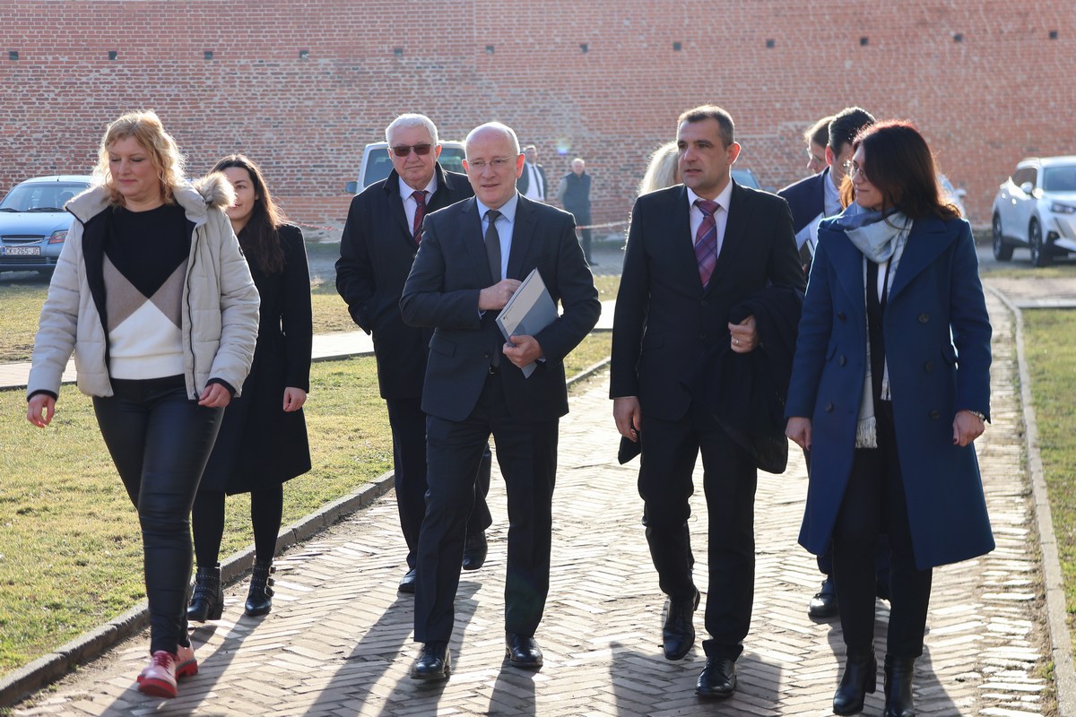 Veleposlanik Njemačke Christian Hellbach (18)