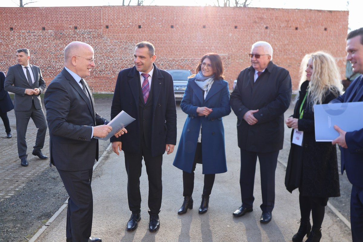 Veleposlanik Njemačke Christian Hellbach (19)