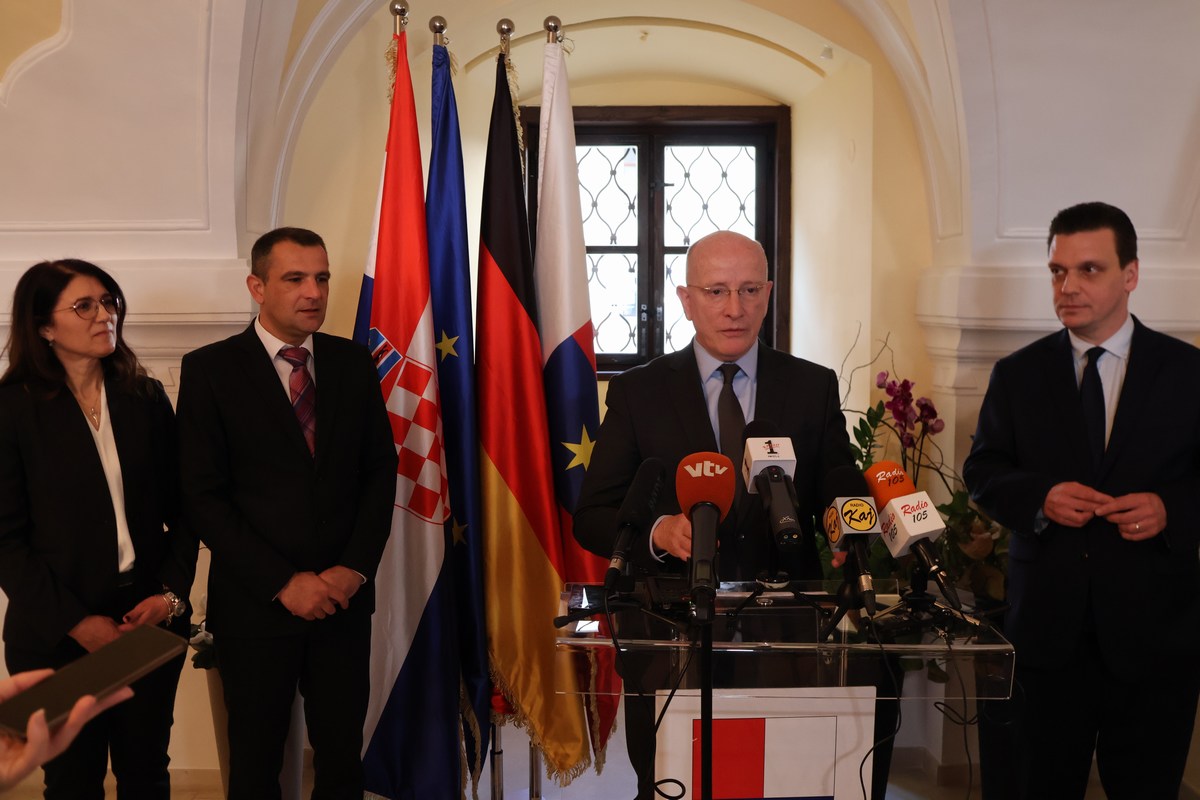 Veleposlanik Njemačke Christian Hellbach (9)