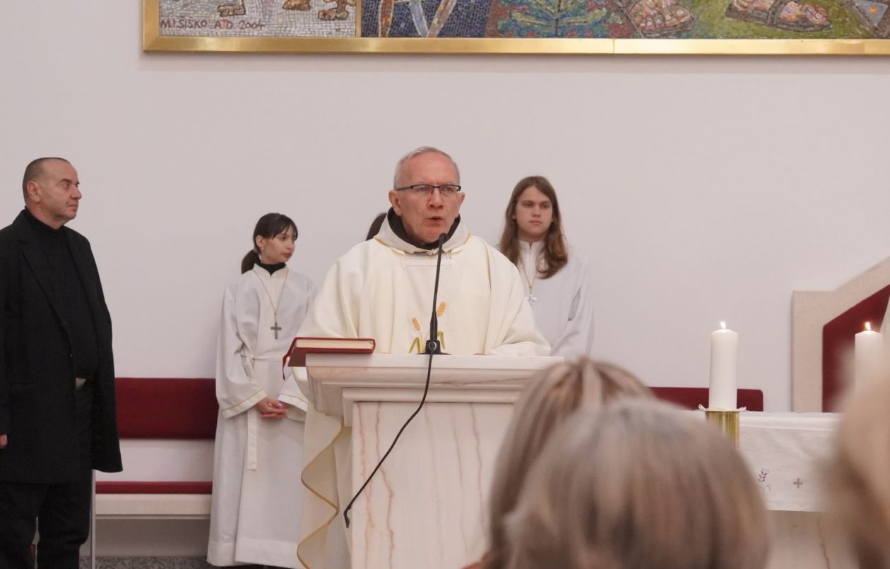 Veliki četvrtak Župa svetoga Antuna Padovanskog Čakovec (15) Veliki četvrtak Župa svetoga Antuna Padovanskog Čakovec (15)