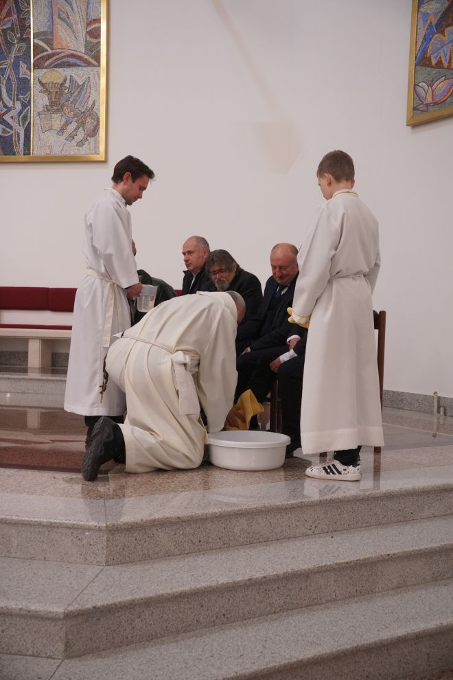 Veliki četvrtak Župa svetoga Antuna Padovanskog Čakovec (18) Veliki četvrtak Župa svetoga Antuna Padovanskog Čakovec (18)