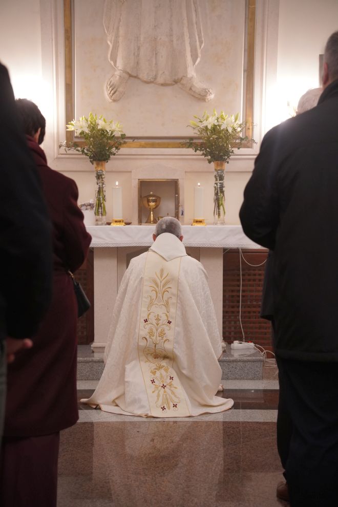 Veliki četvrtak Župa svetoga Antuna Padovanskog Čakovec (29) Veliki četvrtak Župa svetoga Antuna Padovanskog Čakovec (29)