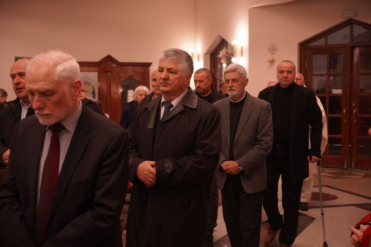 Veliki četvrtak Župa svetoga Antuna Padovanskog Čakovec (5) Veliki četvrtak Župa svetoga Antuna Padovanskog Čakovec (5)