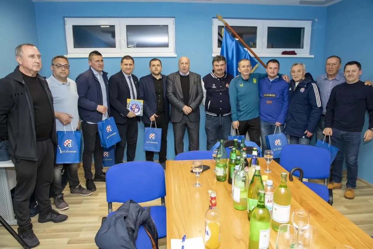 Velimir Zajec s Dinamovcima iz Međimurja