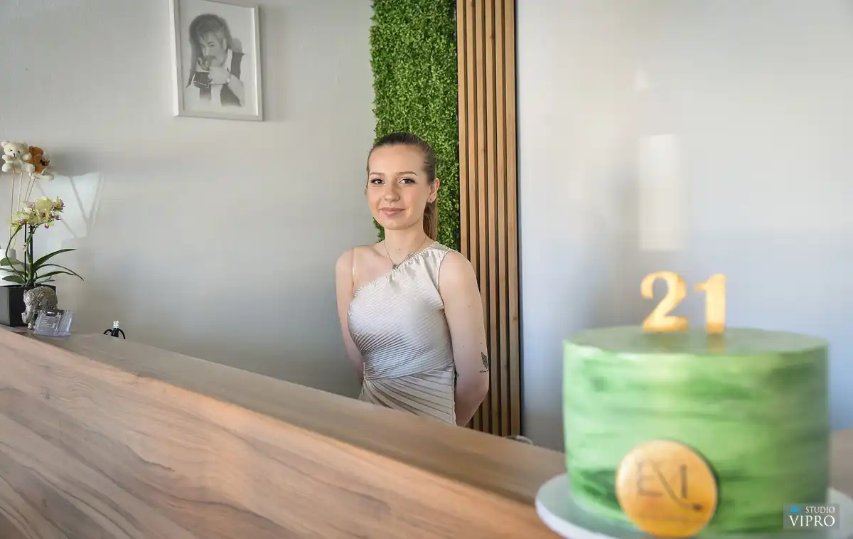 Veronica Cenko – Prelog (3)