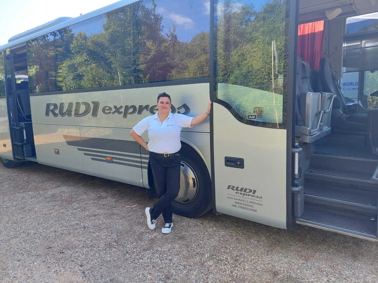 Vesna Sobočanec vozačica autobusa (2) Vesna Sobočanec vozačica autobusa (2)