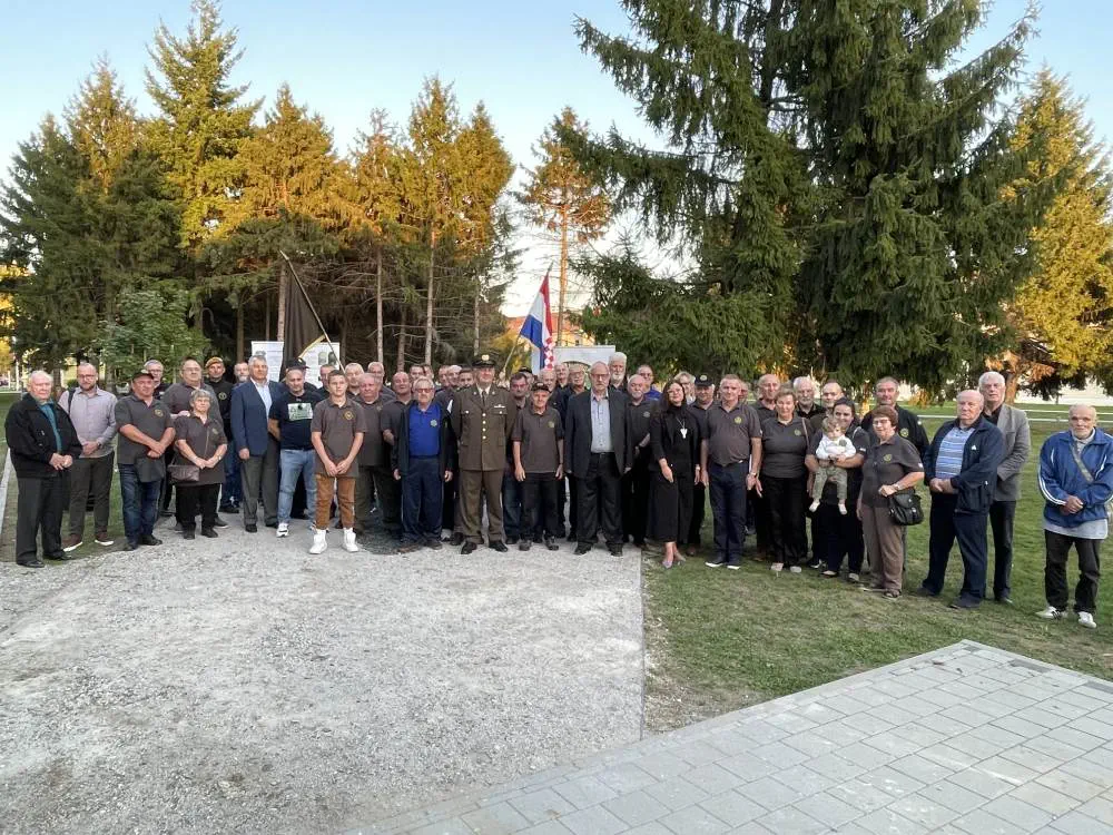 Veterani 34. inženjerijske bojne Čakovec obilježili 33. obljetnicu uz počast suborcima i sjećanja na ratne dane (1) Veterani 34. inženjerijske bojne Čakovec obilježili 33. obljetnicu uz počast suborcima i sjećanja na ratne dane (1)