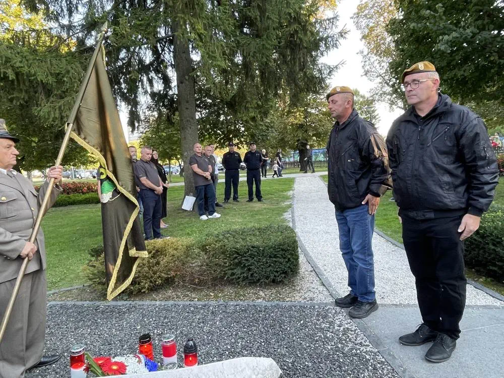 Veterani 34. inženjerijske bojne Čakovec obilježili 33. obljetnicu uz počast suborcima i sjećanja na ratne dane (13) Veterani 34. inženjerijske bojne Čakovec obilježili 33. obljetnicu uz počast suborcima i sjećanja na ratne dane (13)
