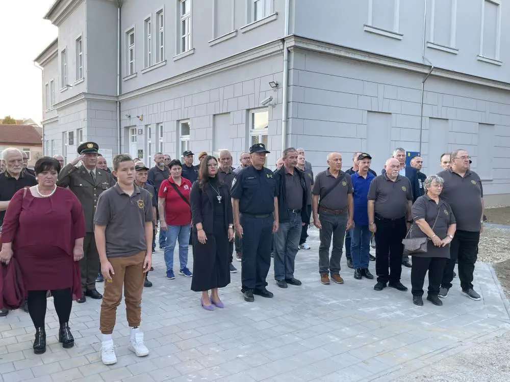 Veterani 34. inženjerijske bojne Čakovec obilježili 33. obljetnicu uz počast suborcima i sjećanja na ratne dane (6) Veterani 34. inženjerijske bojne Čakovec obilježili 33. obljetnicu uz počast suborcima i sjećanja na ratne dane (6)