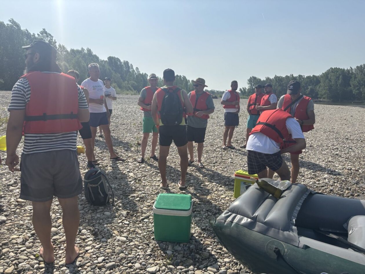 Veterani NK Mali mihaljevec rafting 2025 (5) Veterani NK Mali mihaljevec rafting 2025 (5)