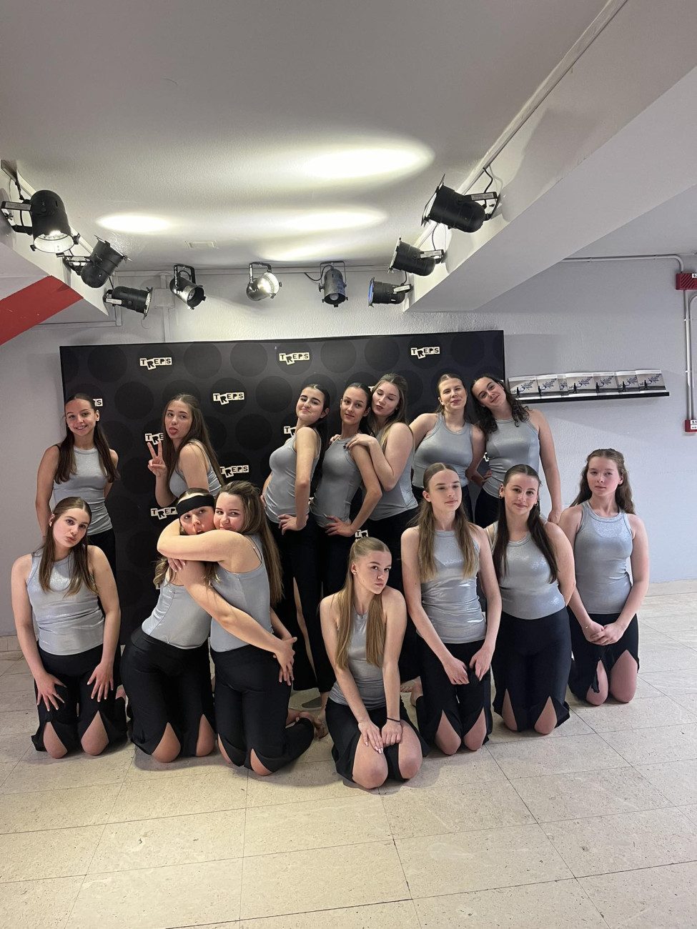 Vivona (3) Vivona (3)