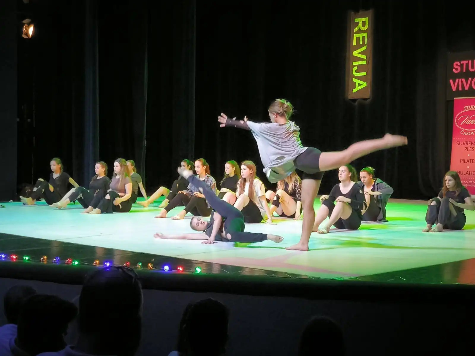 Vivona – revija plesa (21) Vivona – revija plesa (21)