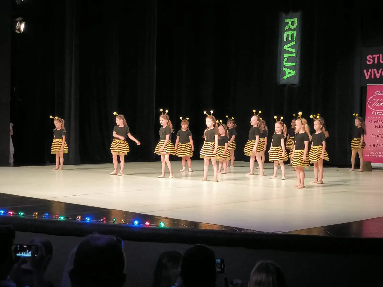 Vivona – revija plesa (7) Vivona – revija plesa (7)
