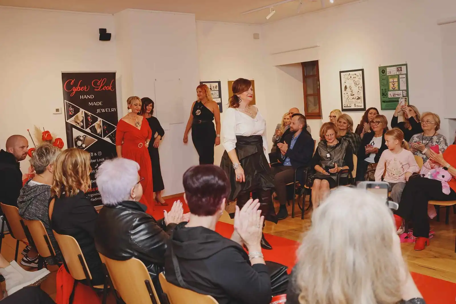 Vlatka Ciber – modna recija – nakit (20)