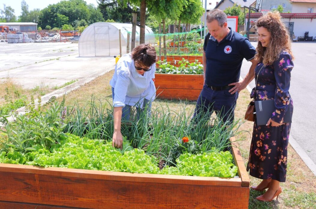 Vlatka Vincetić, Lana Remar, Kristijan Valkaj (1)