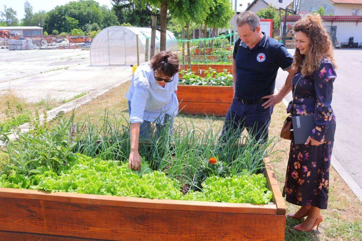 Vlatka Vincetić, Lana Remar, Kristijan Valkaj (1)