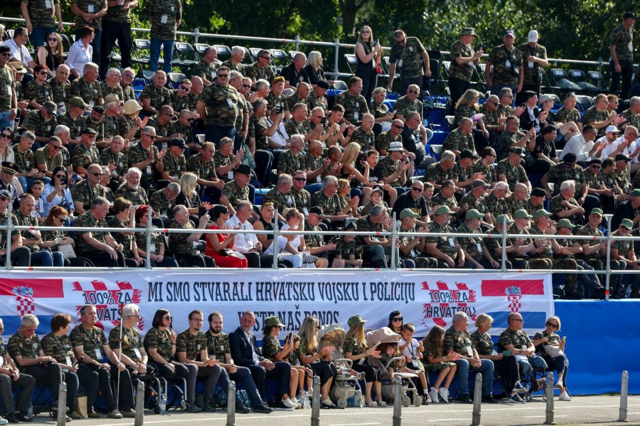 Zagreb: Svečani vojni mimohod u povodu 30 godina VRO Oluja