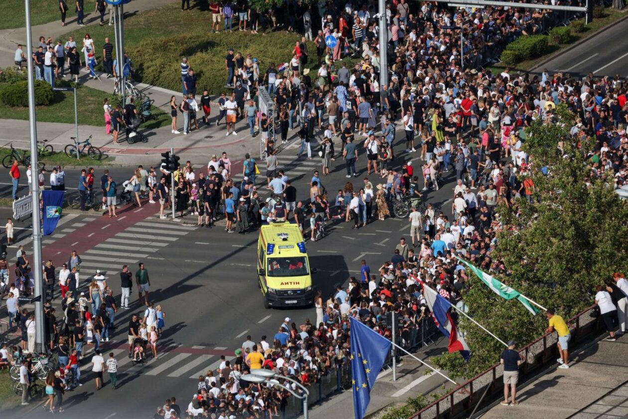 Zagreb: Pogled s visine na svečani vojni mimohod u povodu 30 godina VRO Oluja