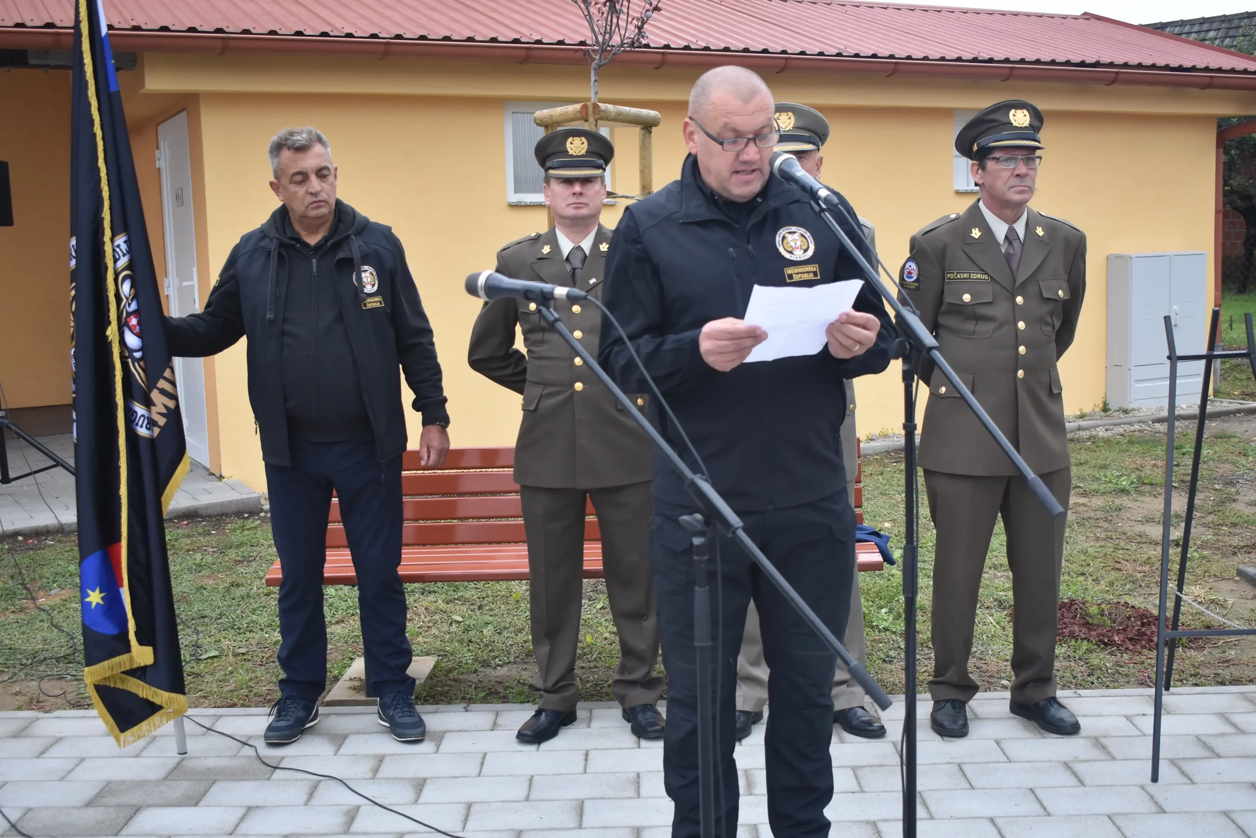 Vratišinec Otkriven spomenik poginulim brainteljima (1)