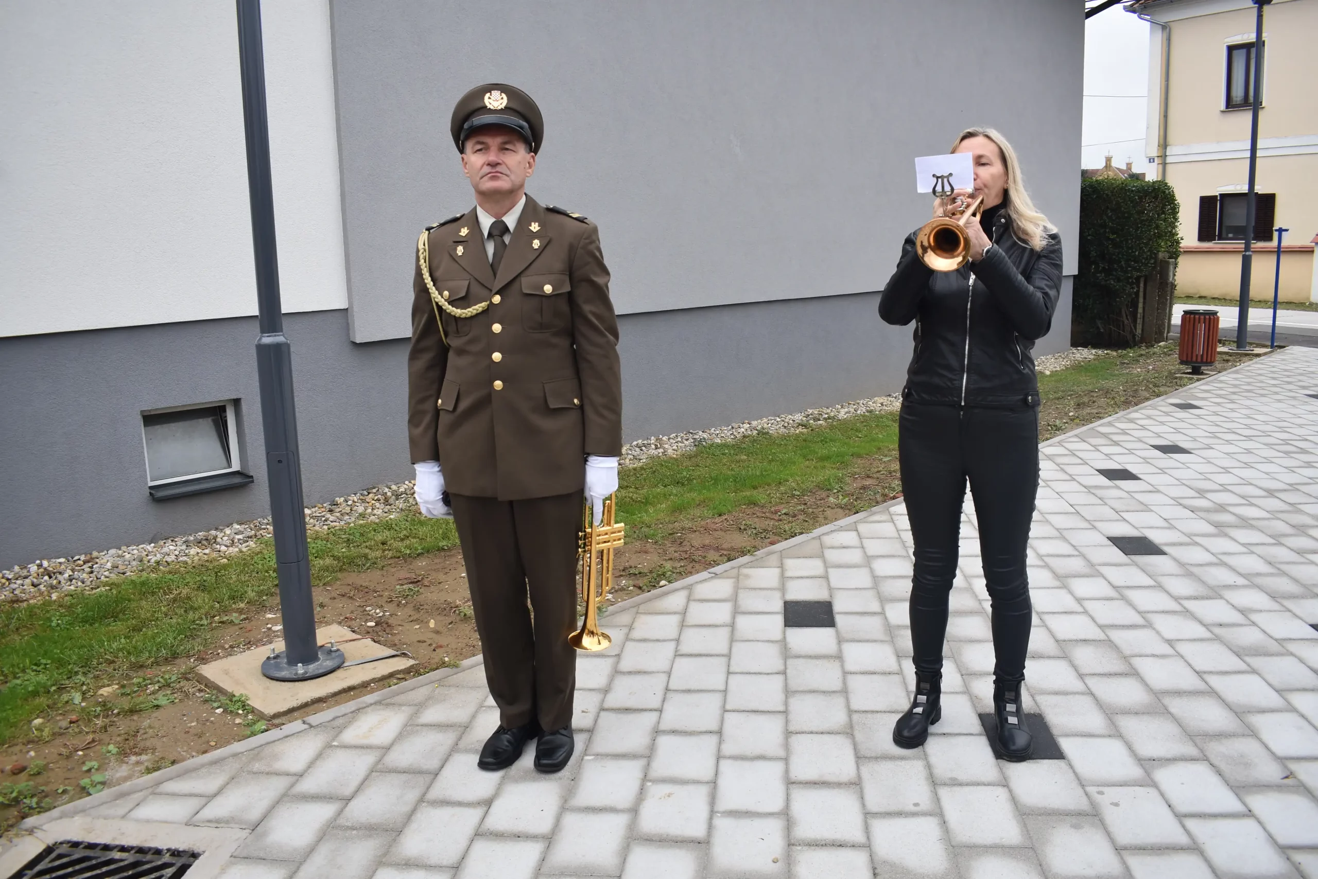 Vratišinec Otkriven spomenik poginulim brainteljima (19)