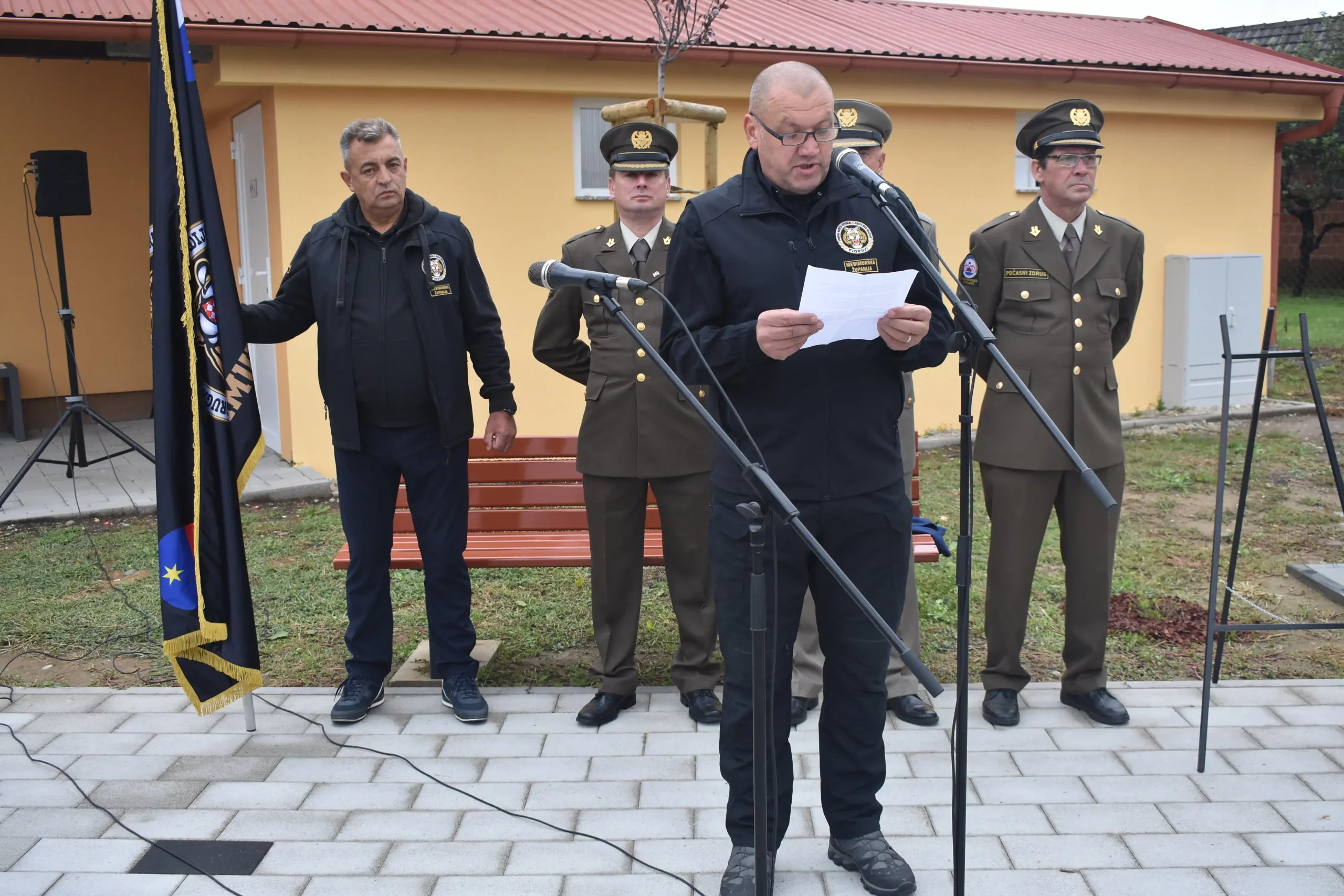 Vratišinec Otkriven spomenik poginulim brainteljima (35)