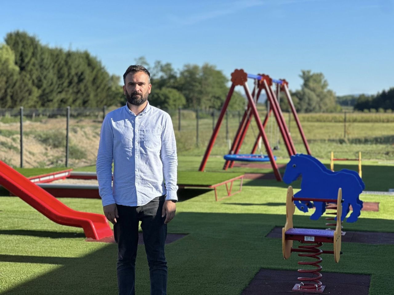 Vratišinec- novo igralište za djecu (2)