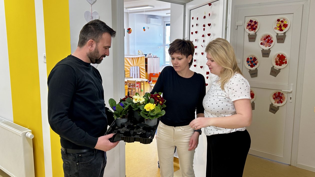 Vratišinec,Grbavec dan žena (12)