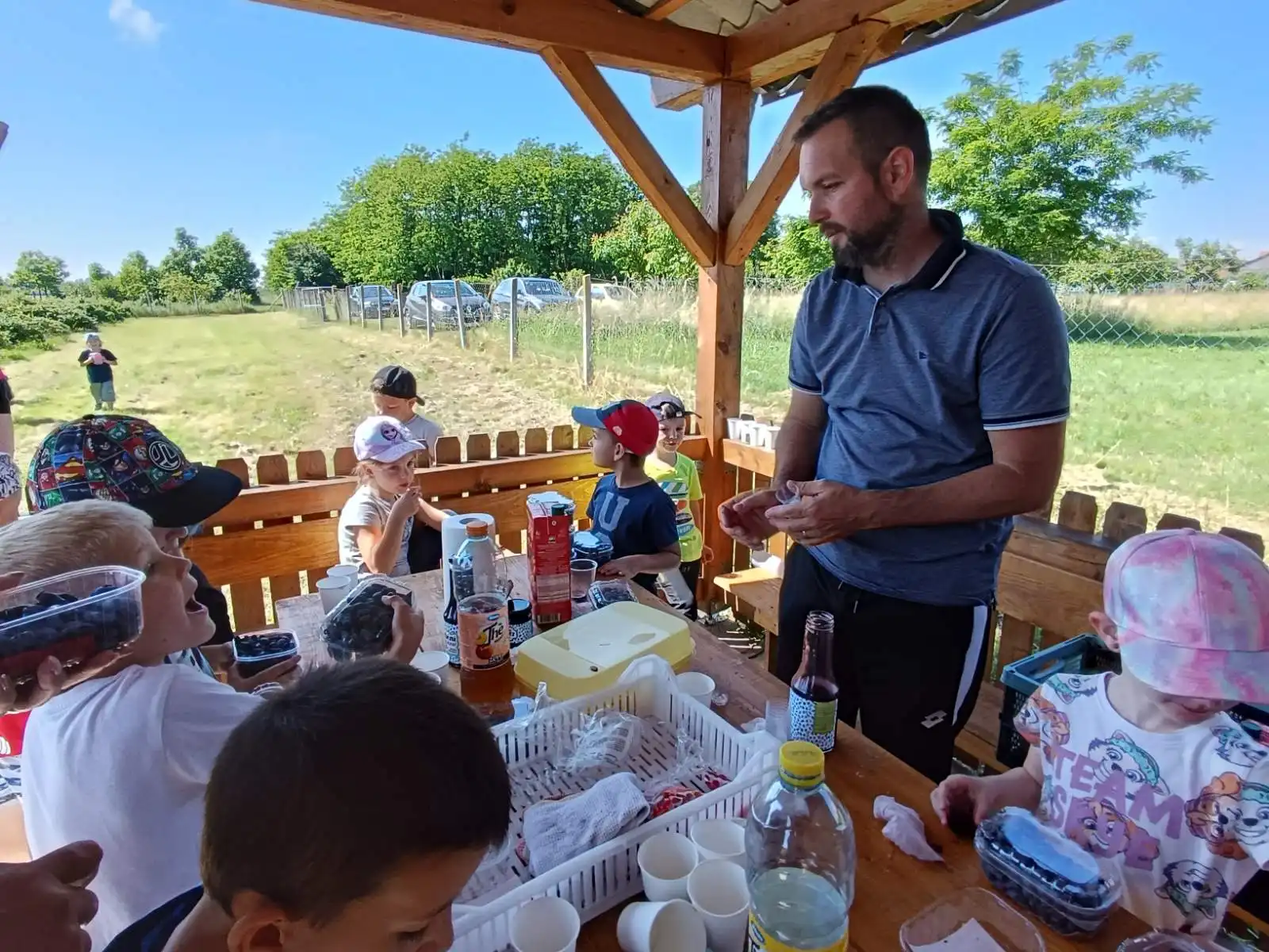 Vrtić Sveti Nikola Belica – OPG-u naše obitelji Hrustek (2) Vrtić Sveti Nikola Belica – OPG-u naše obitelji Hrustek (2)