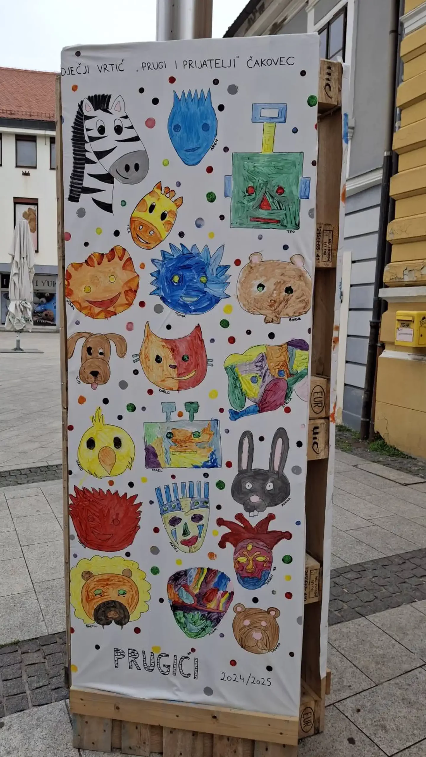 Vrtićarci ukrasili Strossmayerovu ulicu uoči Međimurskog fašnika (15)