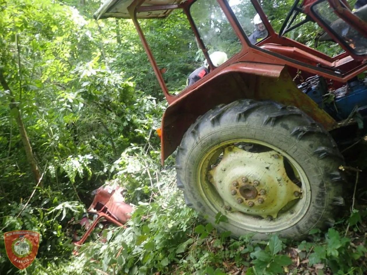 Vugrišinec JVP Čakovec traktor sletio (5)