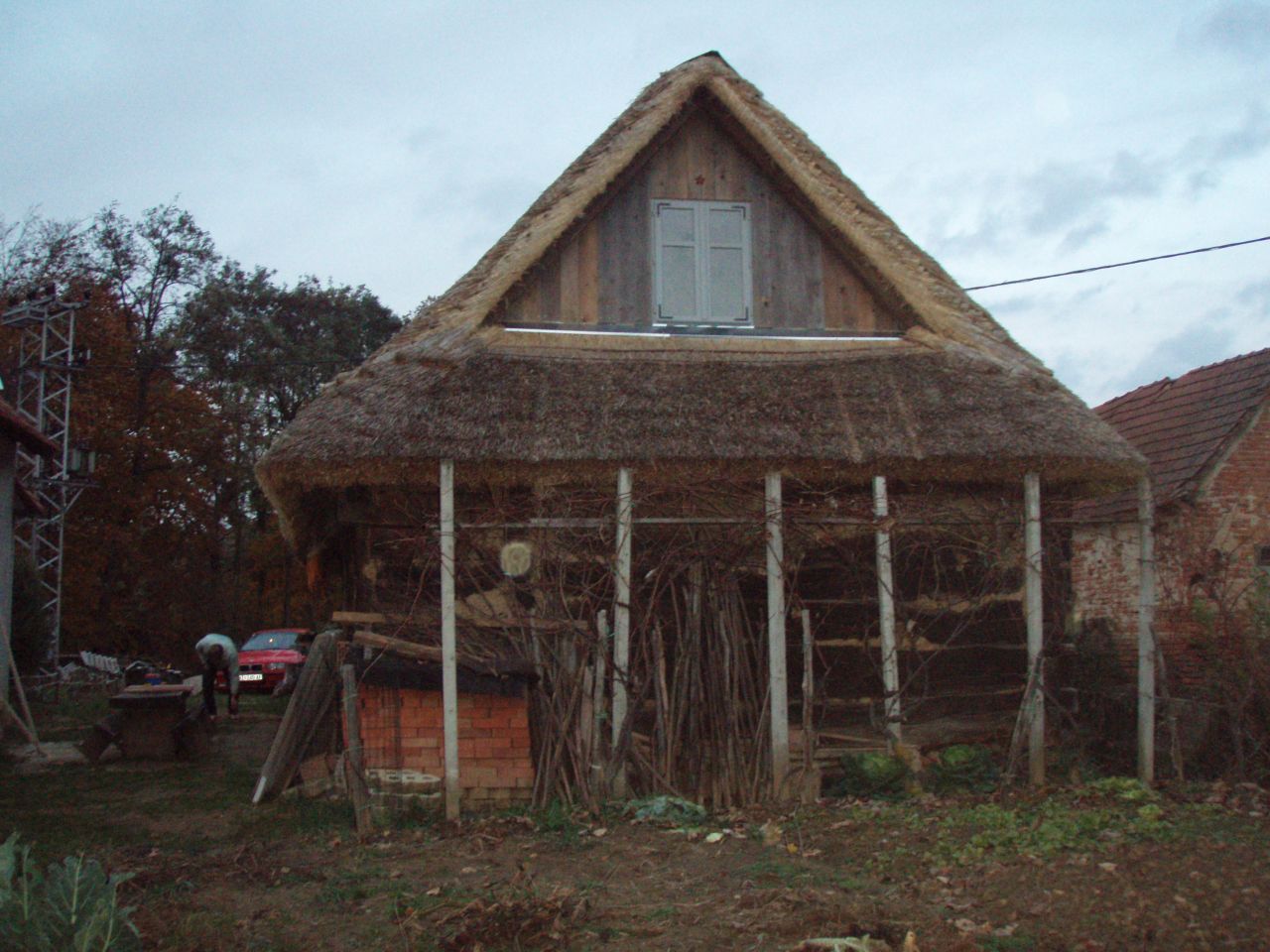 OLYMPUS DIGITAL CAMERA OLYMPUS DIGITAL CAMERA