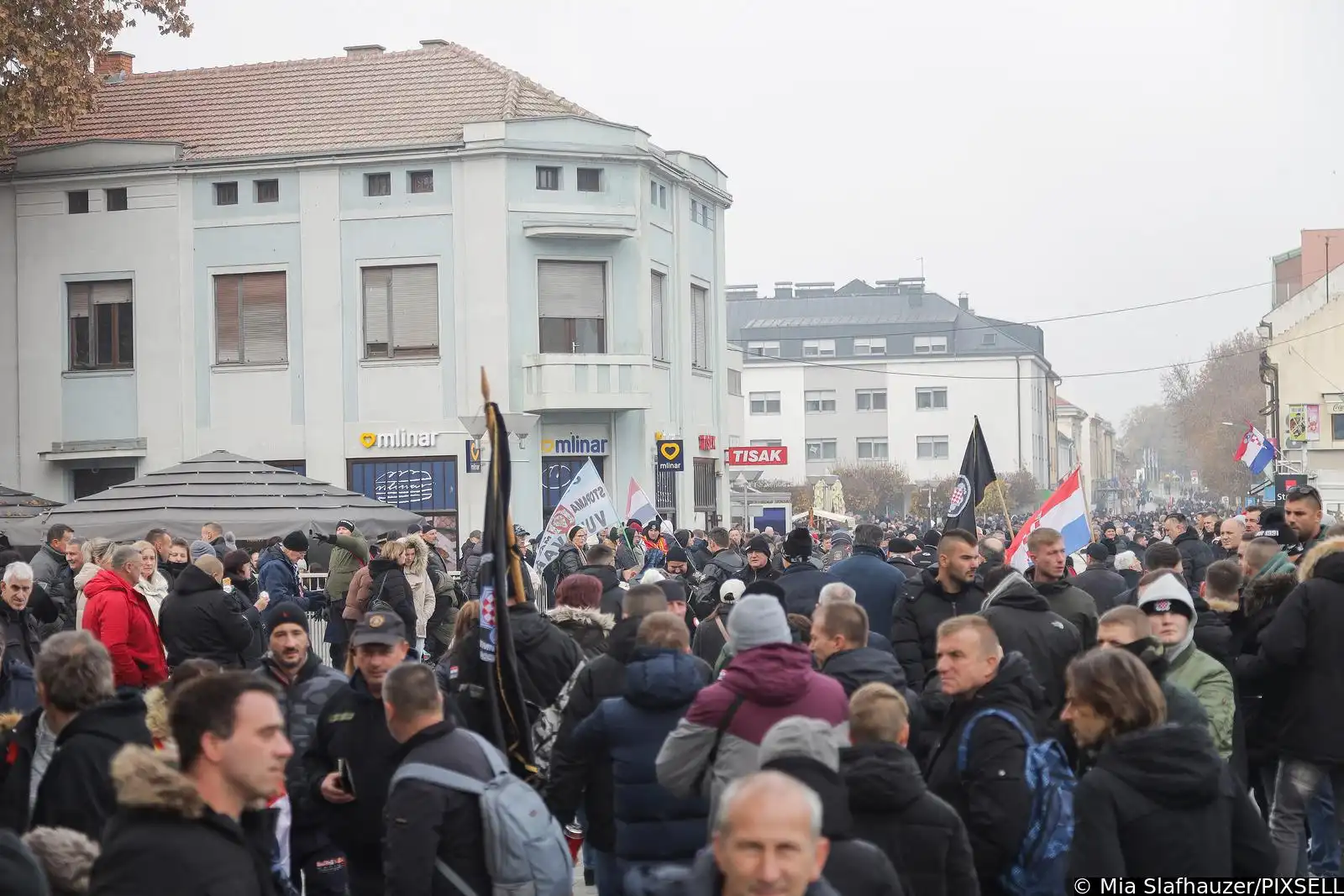 Vukovar – kolona sjećanja (12) Vukovar – kolona sjećanja (12)