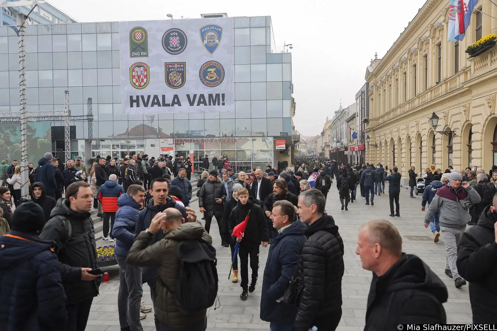 Vukovar – kolona sjećanja (9) Vukovar – kolona sjećanja (9)