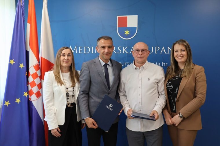 ZAVRŠNA FAZA Potpisan ugovor za opremanje učeničkog doma Graditeljske škole Čakovec vrijedan 486 tisuća eura (9)